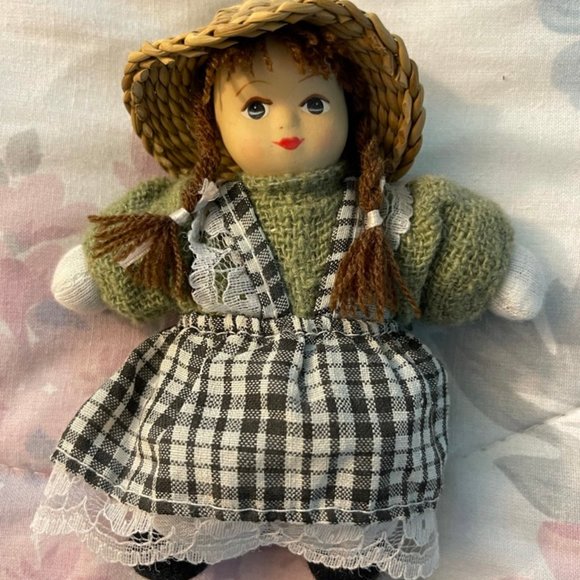 Springford Toys Vintage Springford 5 Shelf Sitter Dolls Porcelain